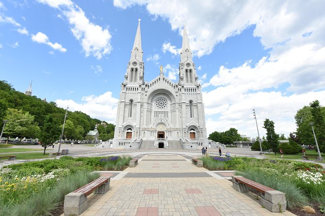 Half-Day Trip to Montmorency Falls and Ste-Anne-de-Beaupré from Quebec city - What this half-day trip is really like