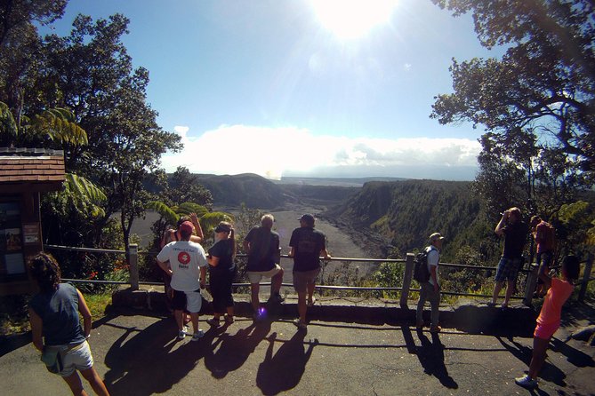 Hawaii Big Island Circle Small Group Tour: Waterfalls - Hilo - Volcano - Black Sand Beach - Why this tour works as a first Big Island day