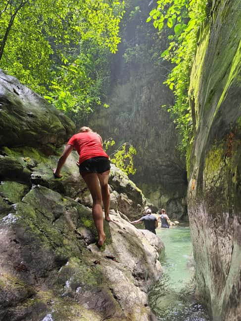 Hiking Tabernacle Thundering Waterfall - Key things to know before booking
