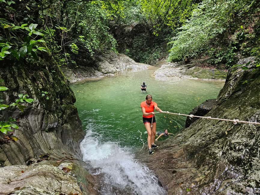 Hiking Tabernacle Thundering Waterfall - A three-hour route through cold, clear water