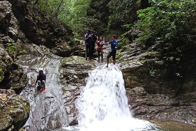 Hiking Tabernacle Thundering Waterfall in Dominican Republic - What to wear and pack for the river