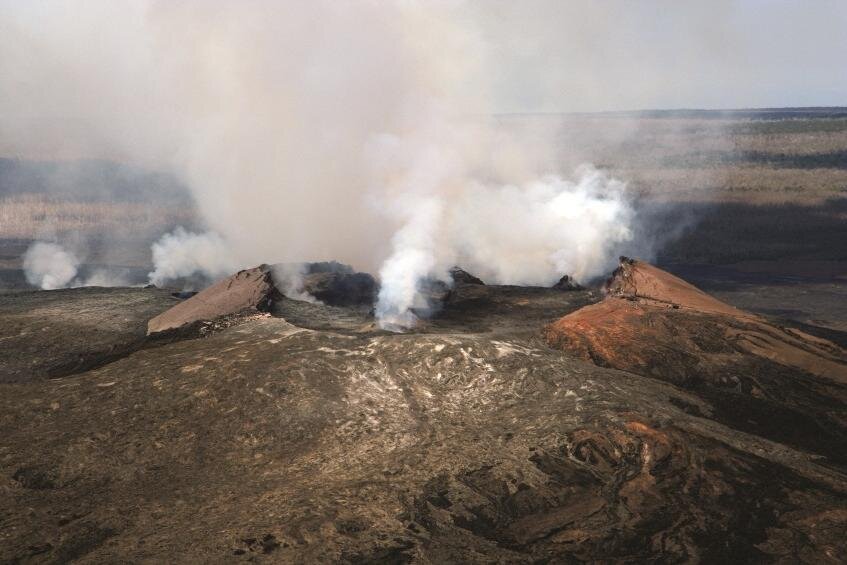 Hilo Cruise Ship Excursion: Volcanoes National Park Rainbow Falls - Steam Vents Lookout and Kilauea’s heat