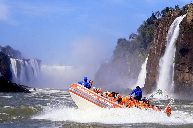 Iguassu Falls Combo Tour: Visit to the Brazilian side and Waterfall Boat Ride - The 600-meter walk to Macuco Falls is worth the effort