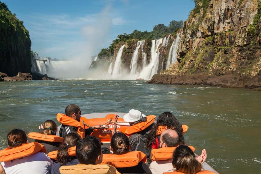 Iguassu Falls: Guided Tour & Macuco Safari on Pontoon Boats - Walking from Benjamin Constant to Deodoro Fall
