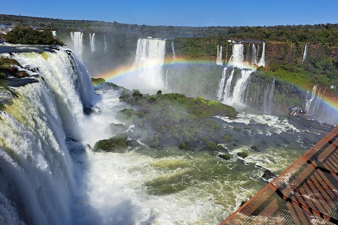 Iguazú Falls Private Day-tour on Both Brazillian & Argentinean - Why seeing both sides is worth the long day