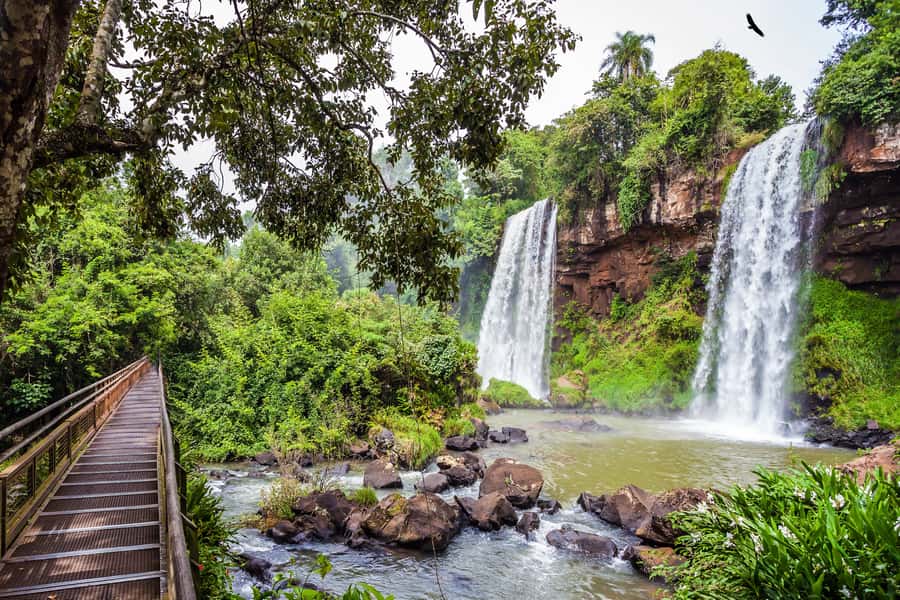Iguazú Falls: The Natural Wonder of Argentina - Key points at a glance