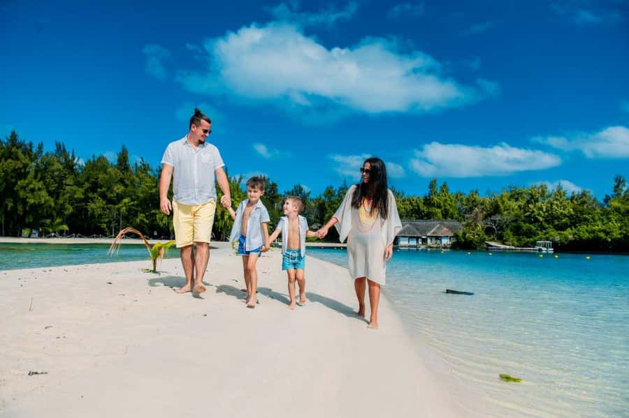 Ile Aux Cerfs: Catamaran Cruise, island, waterfalls, Lunch - Lunch on the catamaran