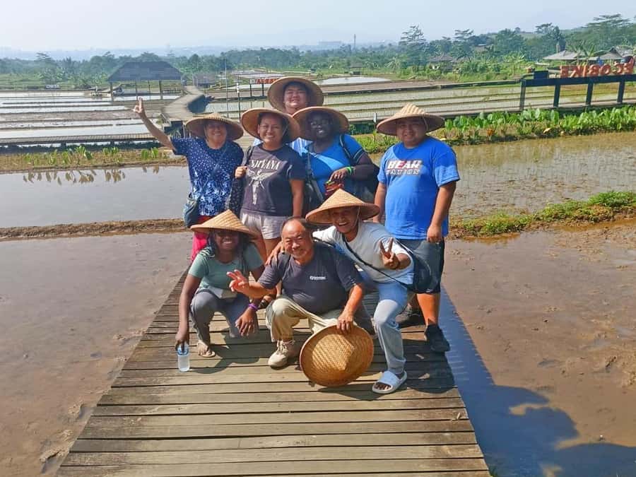 Jakarta Bogor Botanical Garden, Waterfall and Rice Terrace - Practical tips for a smoother day
