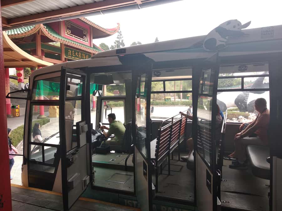 Jakarta : Taman Safari, Panda Palace, and Waterfall - Walking 500 meters to Jaksa Waterfall
