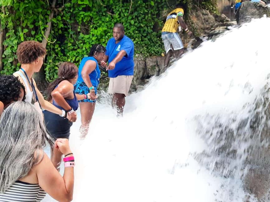 Jamaica Dunn's River Falls guided tour from Ocho Rios hotels - What the $59 price includes