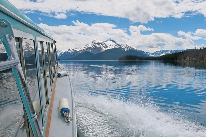 Jasper Wildlife & Sightseeing Tour with Maligne Lake Cruise - Is $176.84 a fair price?