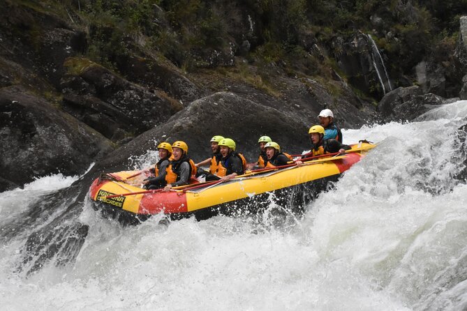 Kaituna Cascades - Grade 5 Wairoa River near Tauranga - Guides, safety, and the group atmosphere