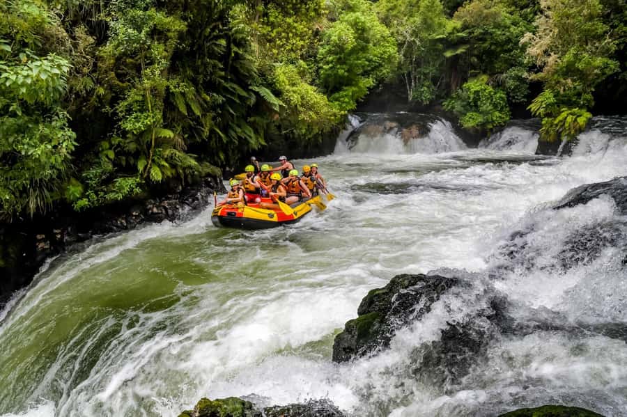 Kaituna River and Tutea Falls Whitewater Rafting - The safety briefing before the first rapid