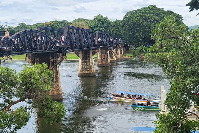 Kanchanaburi Full Day Tour: River Kwai and Erawan Falls - Reaching the River Khwae Bridge