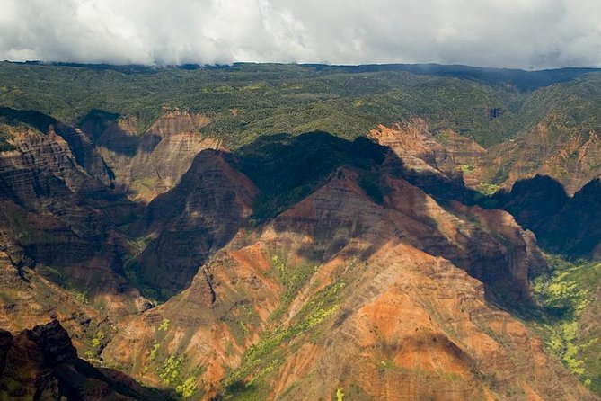 Kauai Airplane Tour: Na Pali Coast, Waterfalls & Window Seats - Jurassic Falls and the inaccessible interior
