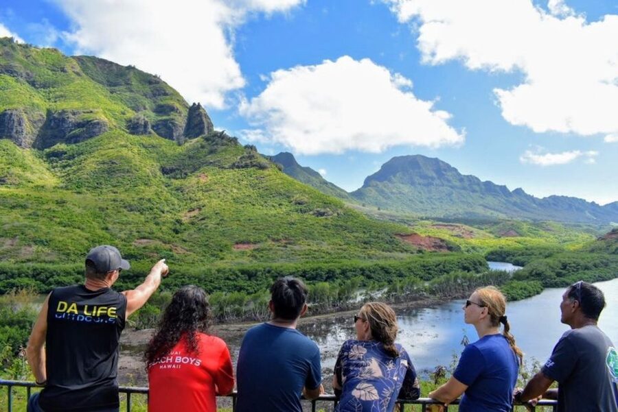 Kauai: Guided Hike and Waterfall Swim - A short hike with a worthwhile payoff