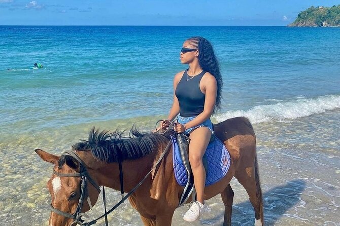 Kennedy's Horseback riding, Blue Hole and Secret Falls from Montego Bay - A short stop at the Ocho Rios craft market
