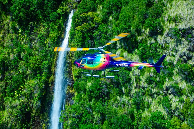Kohala Coast Volcano Waterfalls-90 Min Heli Tour-Doors Off or On - Along the Kawaihae and Kohala coasts