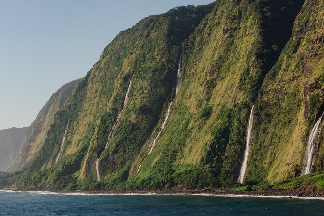 Kohala Waterfalls with Exclusive Landing Helicopter Tour - Beaches, cliffs, and the Valley of the Kings