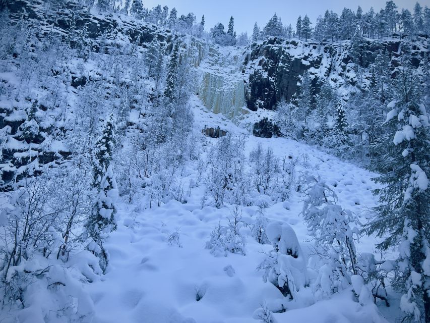 Korouoma: Frozen Waterfall Hiking Tour - The barbecue beside the fire
