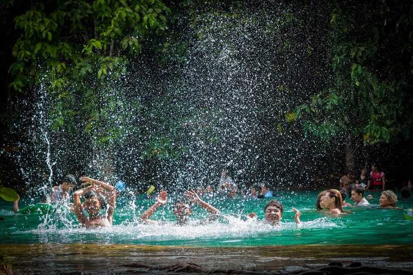 Krabi: Emerald Pool, Hot Waterfall, & Tiger Cave Temple Tour - Lunch with local flavors in Krabi Province