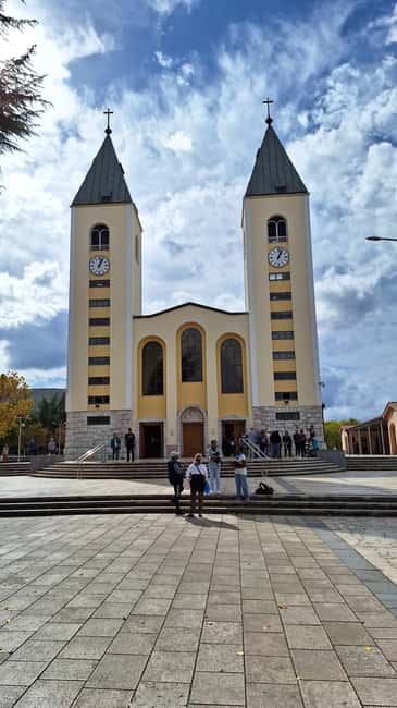 Kravice waterfall excursion, Ston,Međugorje, Mostar - Mostar: the day’s cultural anchor