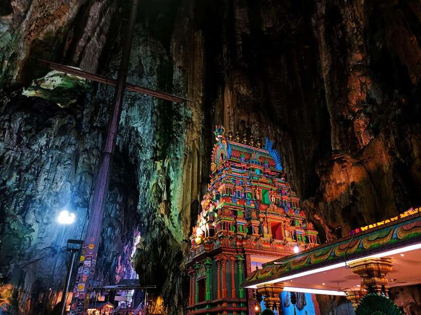Kuala Lumpur: Batu Caves, Ramayana Caves & Kanching Falls - Why this half-day trip works