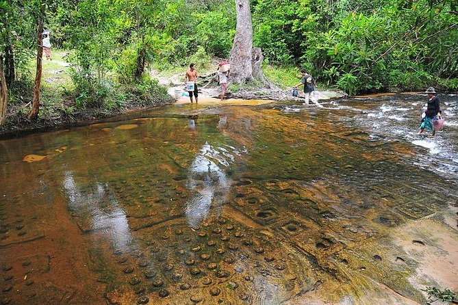 Kulen Waterfall & 1000 Linga River Small-Group Tours - Reading the River of a Thousand Lingas