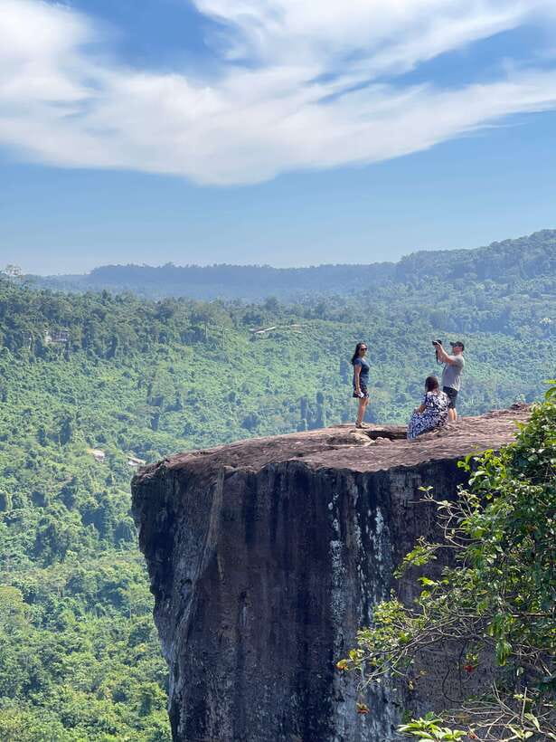 Kulen Waterfall Day Tour with Snacks Small-Group - Preah Dak village and traditional cake