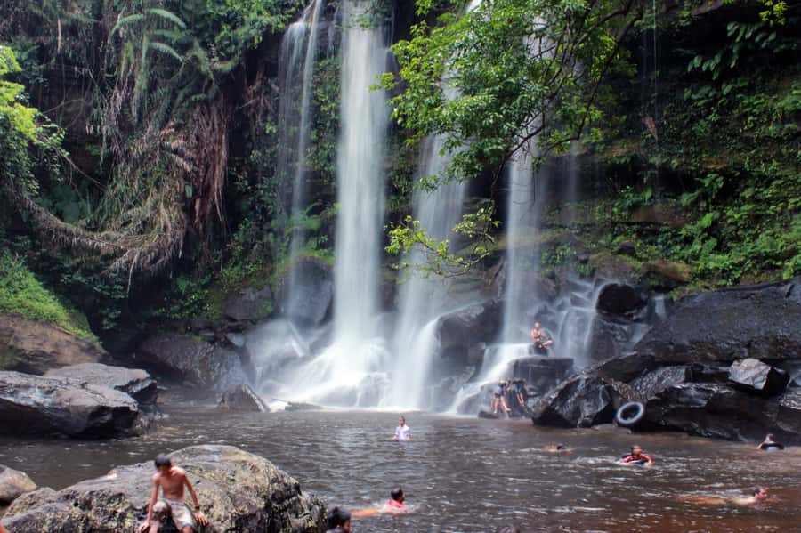 Kulen Waterfall: Rise and Shine with Cliff, Village w/ Guide - The Reclining Buddha and the sacred riverbed