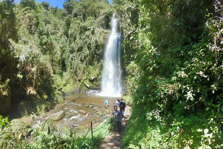 La Chorrera and Chiflon Waterfalls Private Hike Tour - What the $109 price really buys