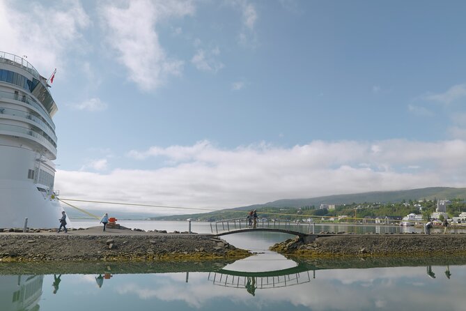 Lake Mývatn & Goðafoss Waterfall from Akureyri Port - Weather, clothing, and walking advice
