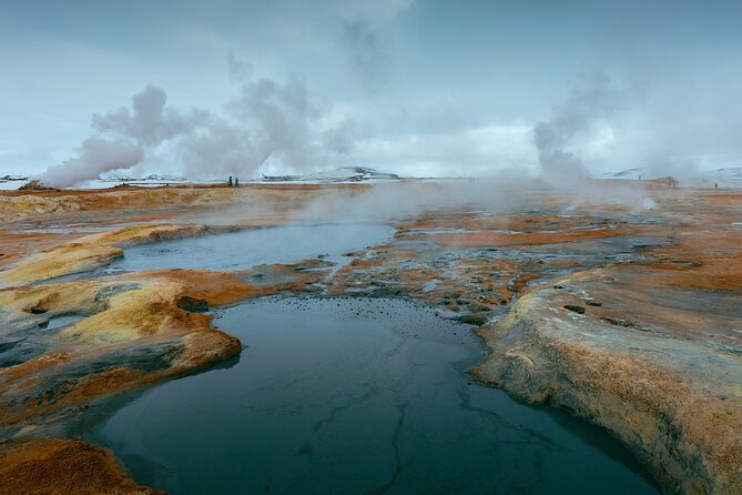 Lake Myvatn, Hot-Springs & Godafoss Waterfall Tour from Akureyri - What the guiding adds