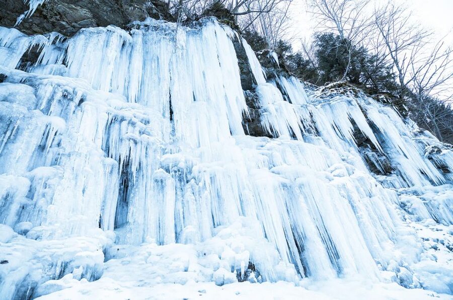 Lapland: The Frozen Waterfalls of Korouoma Tour - Winter clothing that makes a real difference