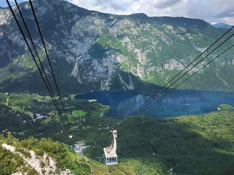 Ljubljana: Lake Bled and Bohinj Tour with Savica Waterfall - The guides are a major part of the value