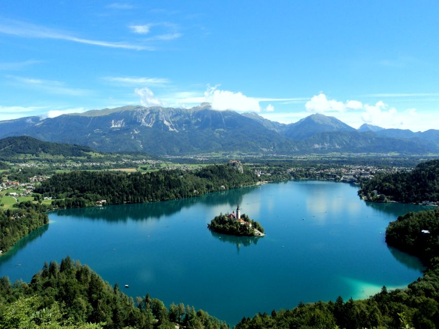 Ljubljana: Savica Waterfall, Lake Bohinj, and Lake Bled Tour - How much walking should you expect?