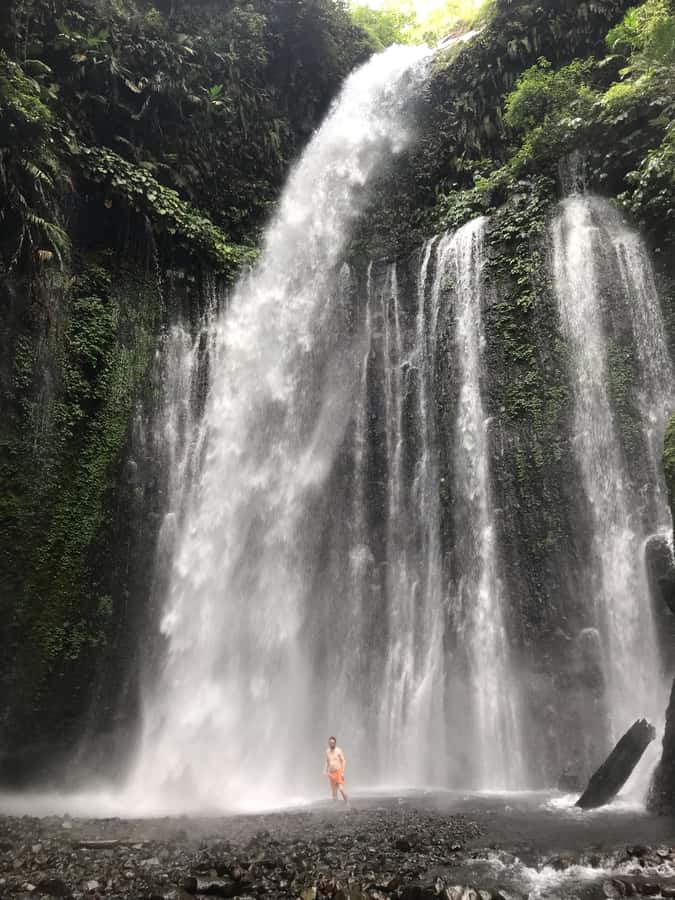 Lombok : Sendang Gile and Tiu Kelep Waterfall Tour - Swimming beneath Tiu Kelep