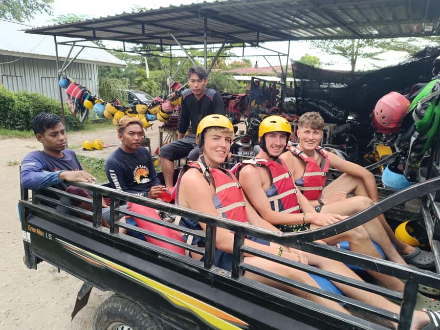 Lombok: Waterfall Benang Kelambu & River Rafting Trip - The Transfer to Lingsar and the Jangkok River