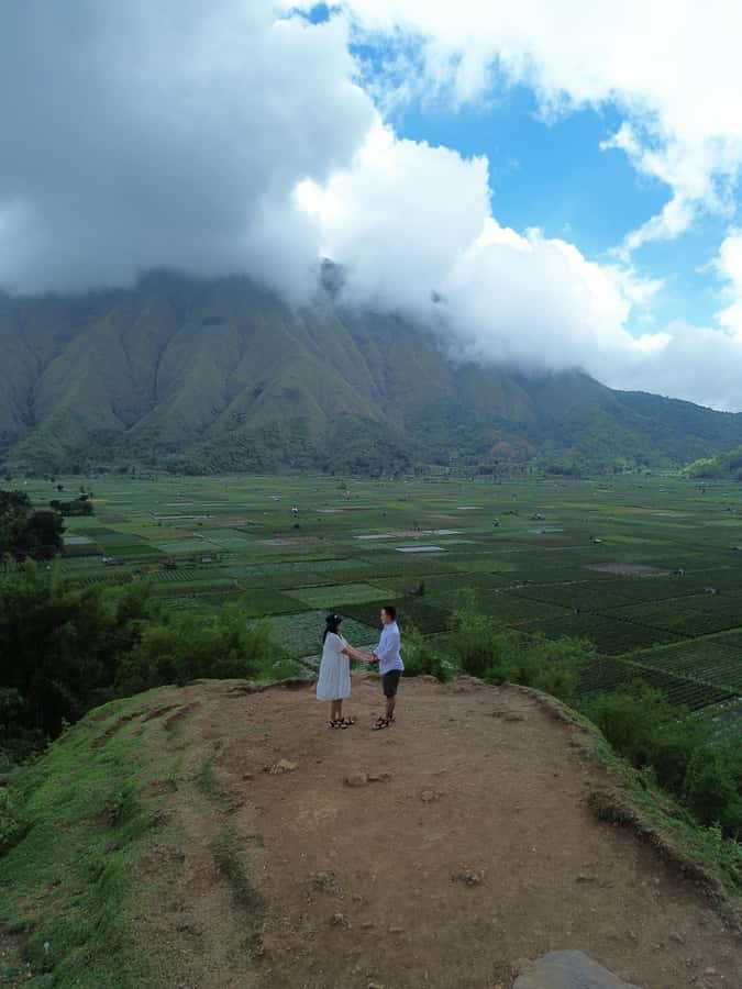Lombok Waterfalls & Mountain Views Full-Day Tour - Guides can make the private format worthwhile