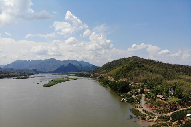 Luang Prabang: Cruise to Pak Ou Caves & Kuang Si Waterfalls - The Hmong cultural stop on the return