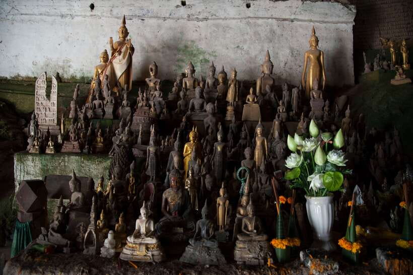 Luang Prabang: Cruise to Pak Ou Caves & Kuang Si Waterfalls - Guides, vehicles, and the pace of the day