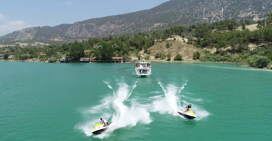 Manavgat: Guided Aqueduct, Waterfall & Green Lake Tour - The orange garden on the way back