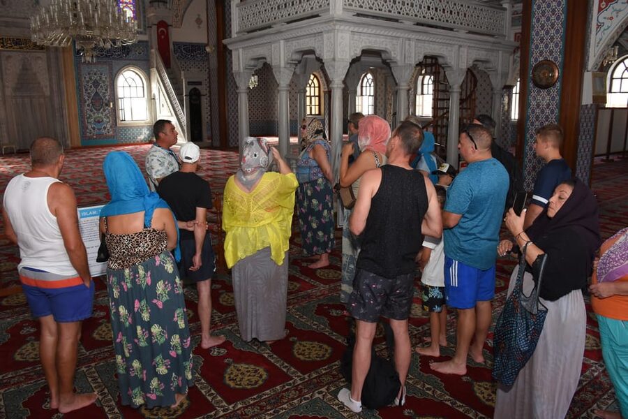 Manavgat: Guided Aqueduct, Waterfall & Green Lake Tour - Transport, guides, and the rhythm of the day