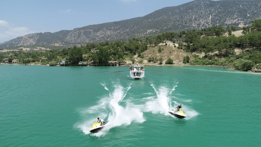 Manavgat: Guided Aqueduct, Waterfall & Green Lake Tour - Starting with a mosque and local culture