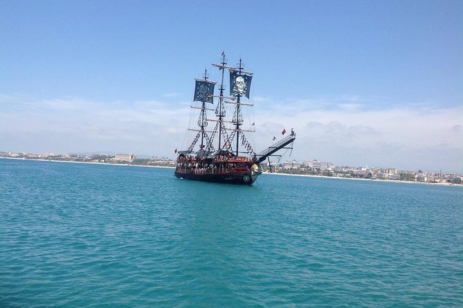 Manavgat River Cruise, Waterfalls and Market Tour from Belek - Guides and the general atmosphere