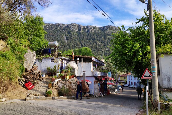 Marmaris: Jeep Safari, Turgut Waterfall, Jesus Beach w/Lunch - What the $26 price really covers