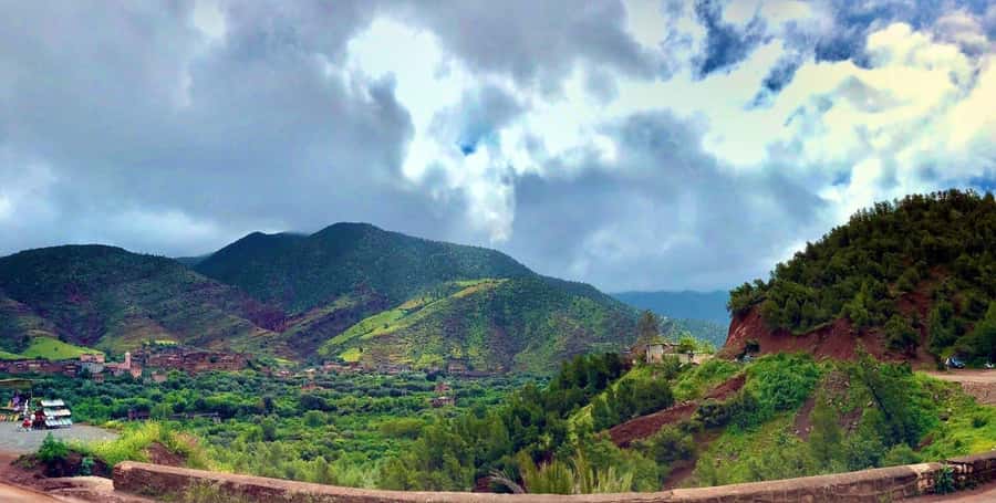 Marrakech: Ourika Valley Trip with Waterfalls, Guide & Lunch - The return to Marrakech
