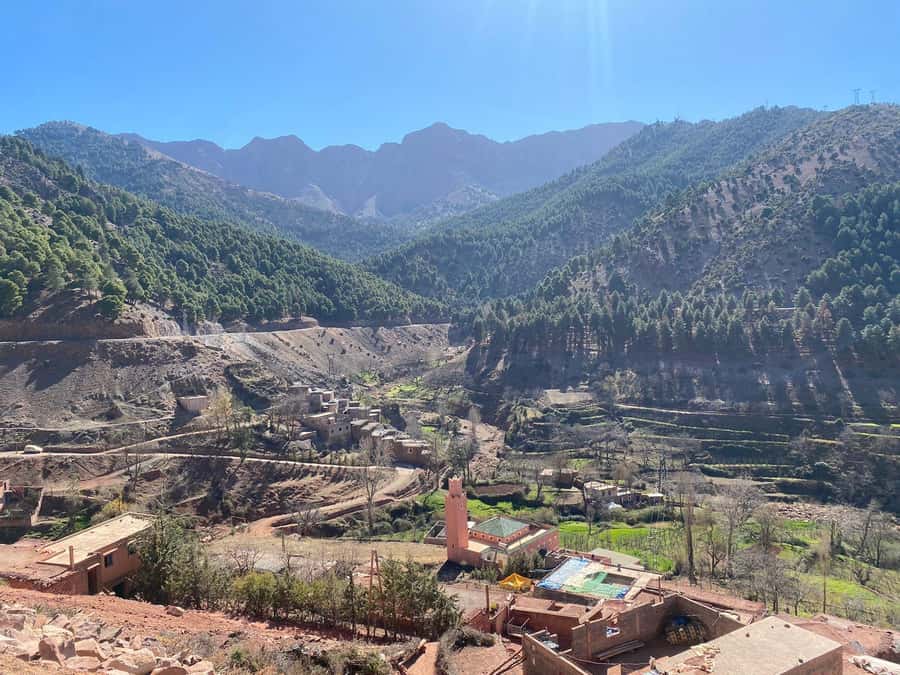 Marrakesh: Ourika Valley Tour & Secret Berber Lunch + Guide - Setti Fadma and the walk to the waterfalls