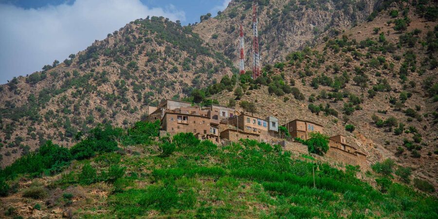 Marrakesh: Ourika Waterfalls, Atlas Mountains, Guide + Lunch - The small drawbacks worth planning around