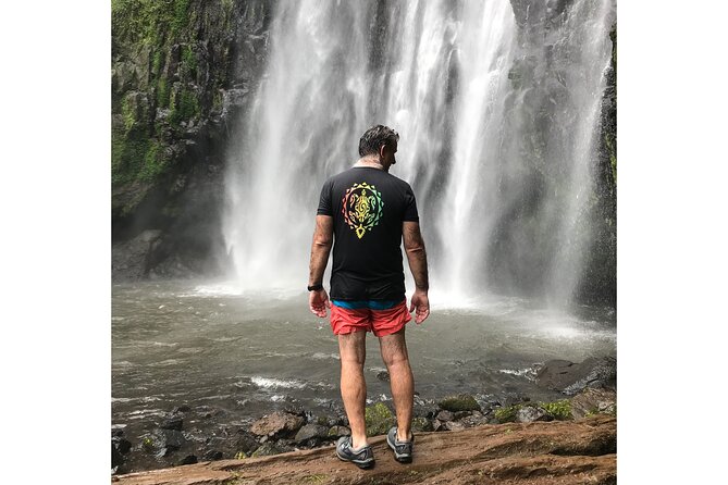 MATERUNI waterfalls, coffe tour & kikuletwa hotsprings - Who should book this experience?